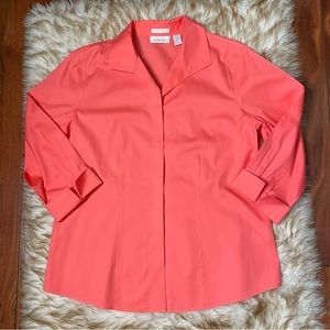 Chicos no iron button down